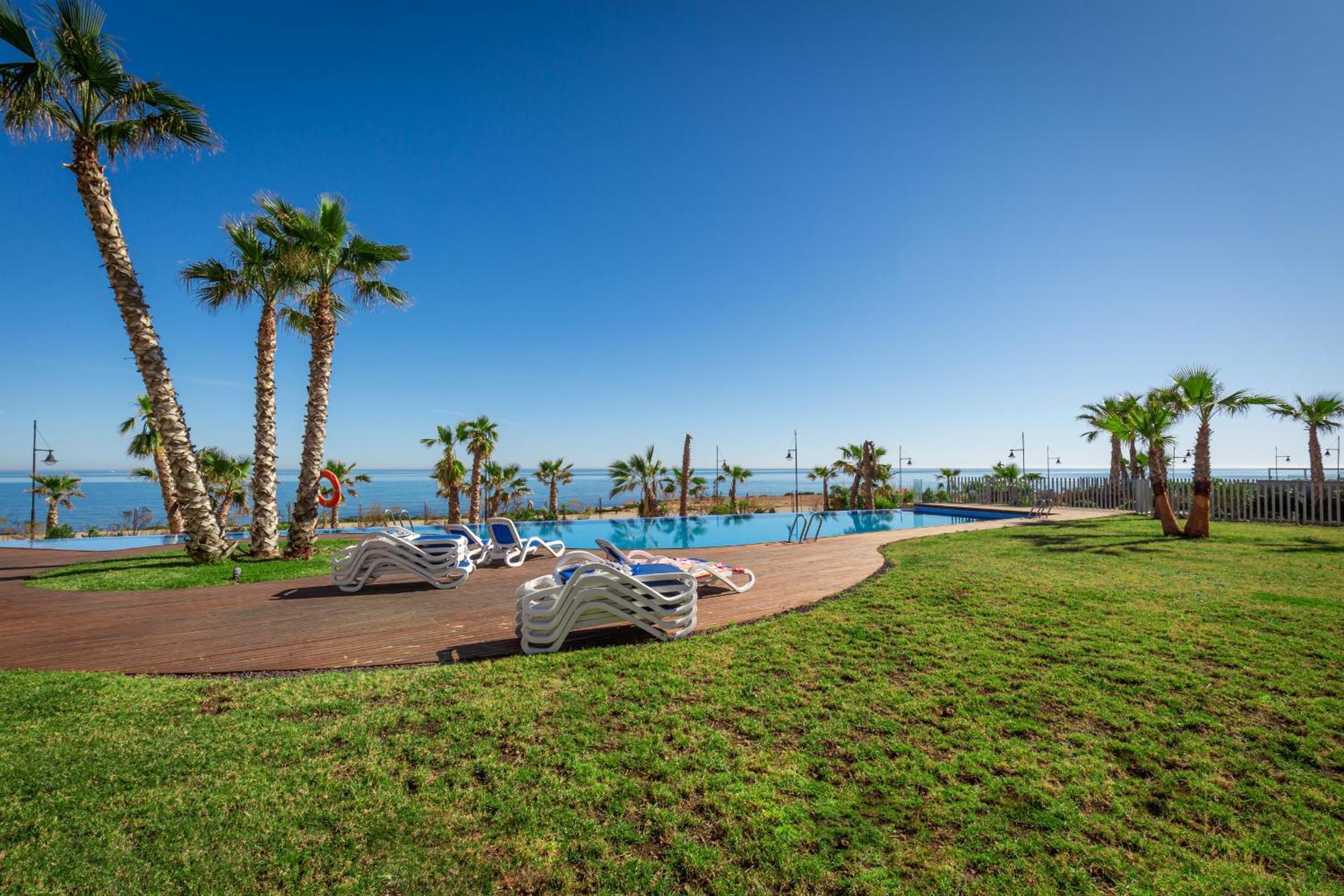 Fidalsa Paradise Sea Punta Prima تورّيفيِخا المظهر الخارجي الصورة
